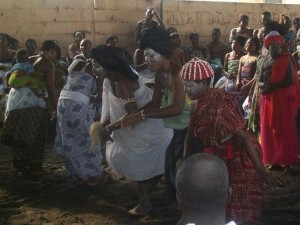 Article : <strong>Les adeptes de la divinité « Mama Tchamba » en fête</strong>