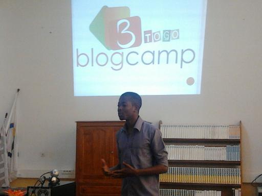 Le blogueur Toussiné à l'ouverture du Blogcamp